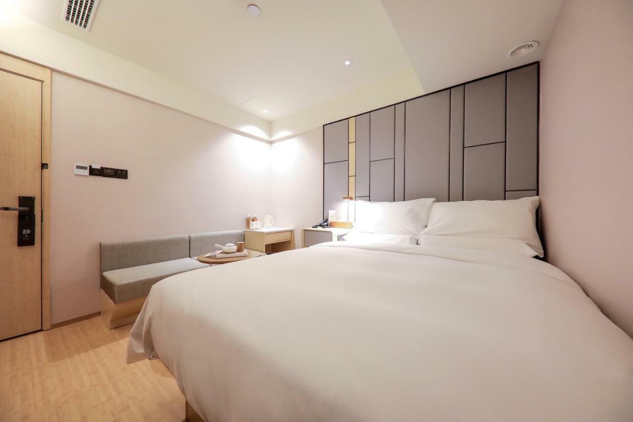 Ji Hotel Shanghai Exterior photo